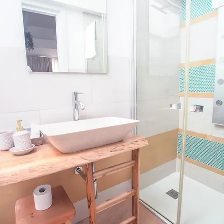 فندق مبيت وإفطار Alaya